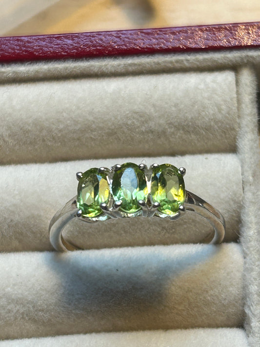 Silver Peridot triple ring size O 1/2